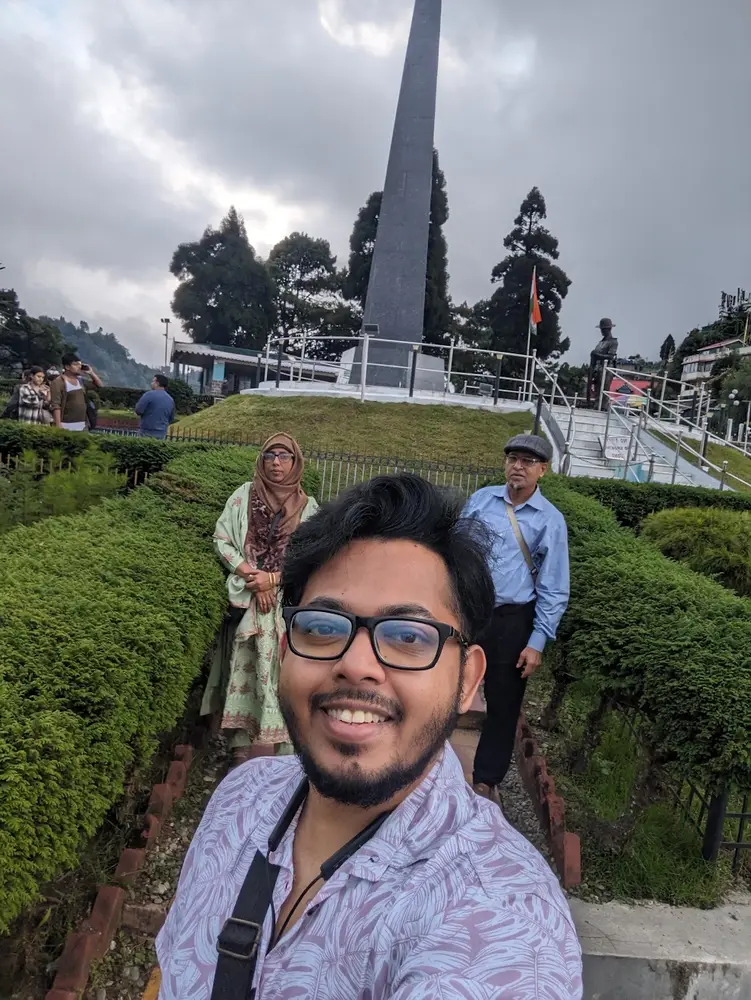 batasia loop — Darjeeling, India